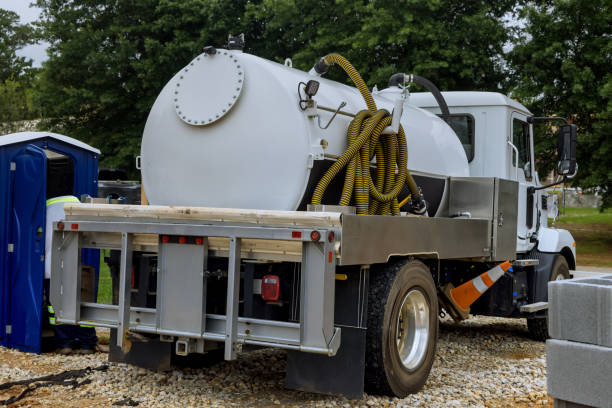 Portable Toilet Options We Offer in Torrington, CT